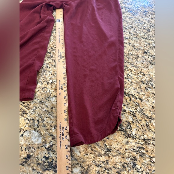 express women’s burgundy strapless smocked jumpsuit size XL new w tags - Picture 3 of 7